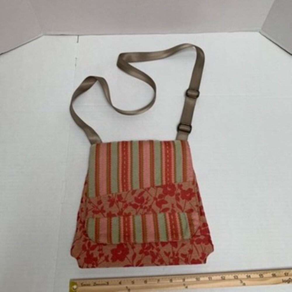 Maruca Tapestry Flap Pocket Bag Small